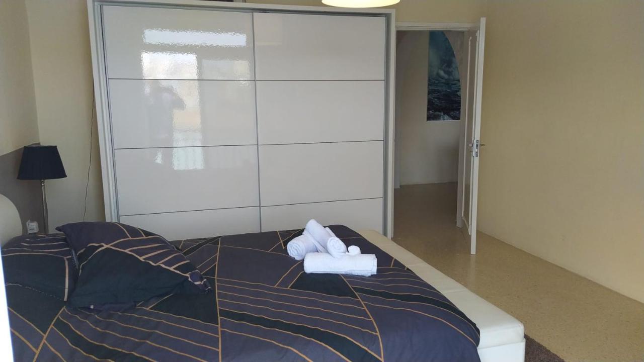 Sea View 2 Bedroom Apartment Марсаскала Экстерьер фото