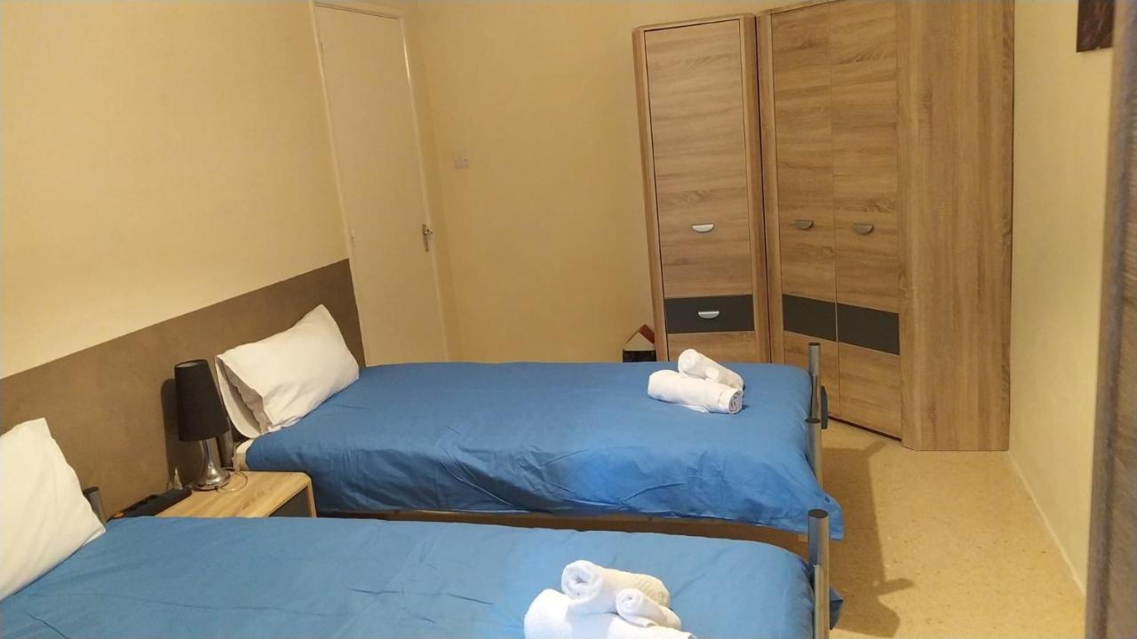 Sea View 2 Bedroom Apartment Марсаскала Экстерьер фото