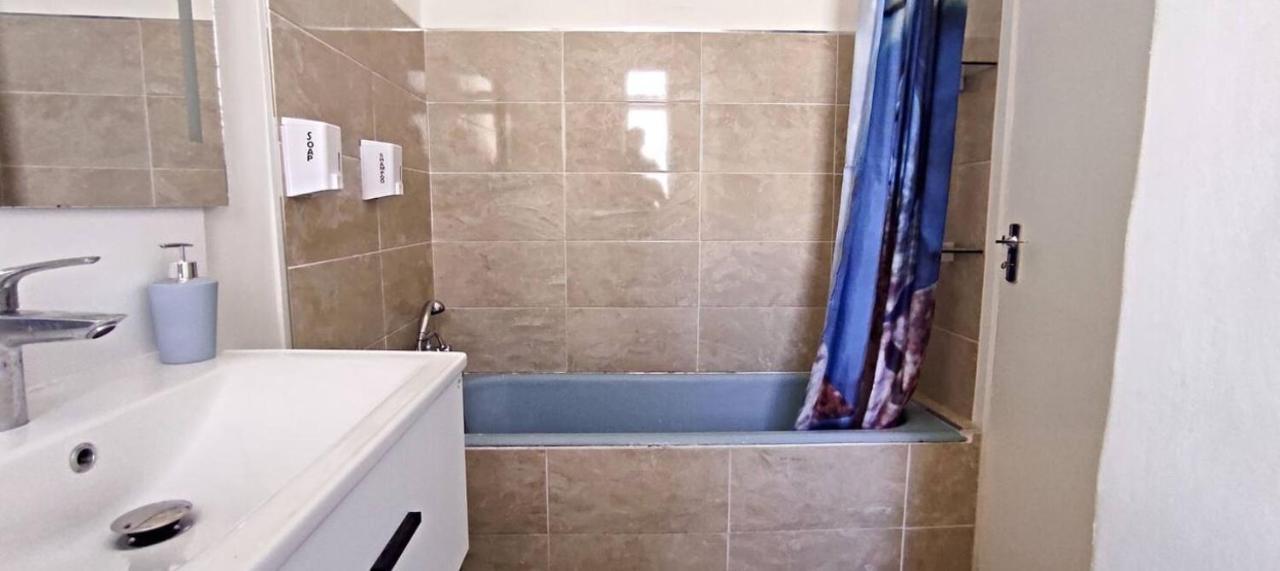 Sea View 2 Bedroom Apartment Марсаскала Экстерьер фото